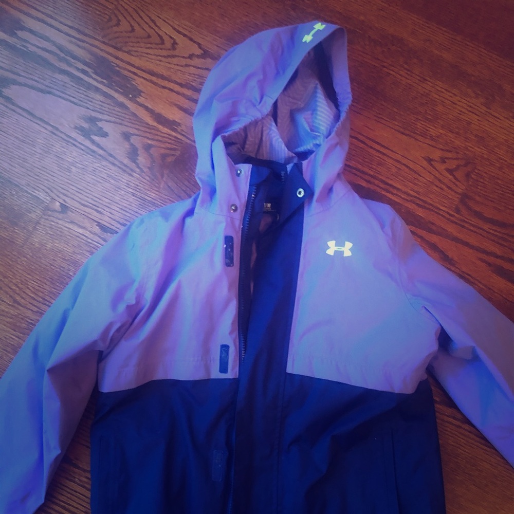 Girls under armour jacket